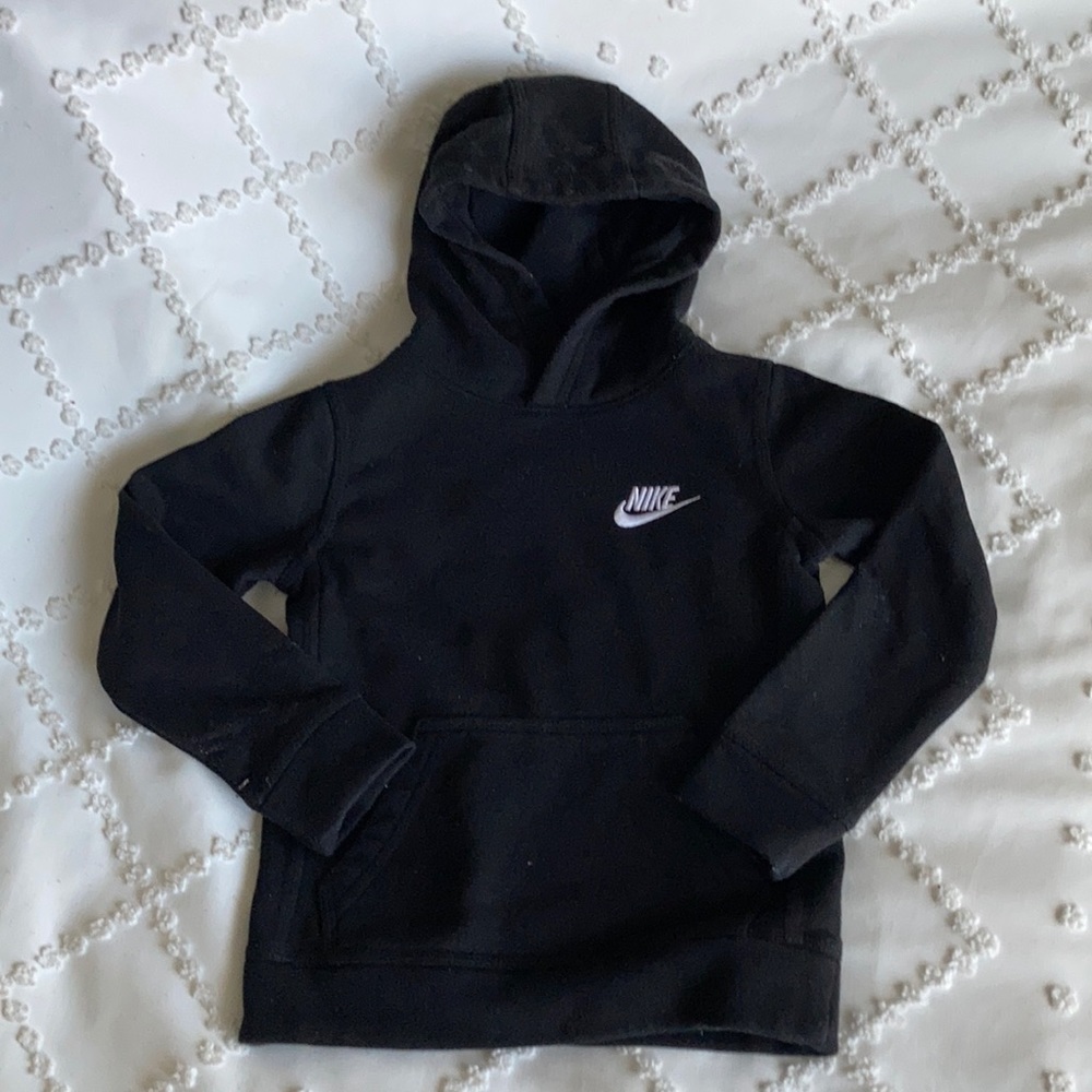 ✨Kids XS Nike Hoodie✨